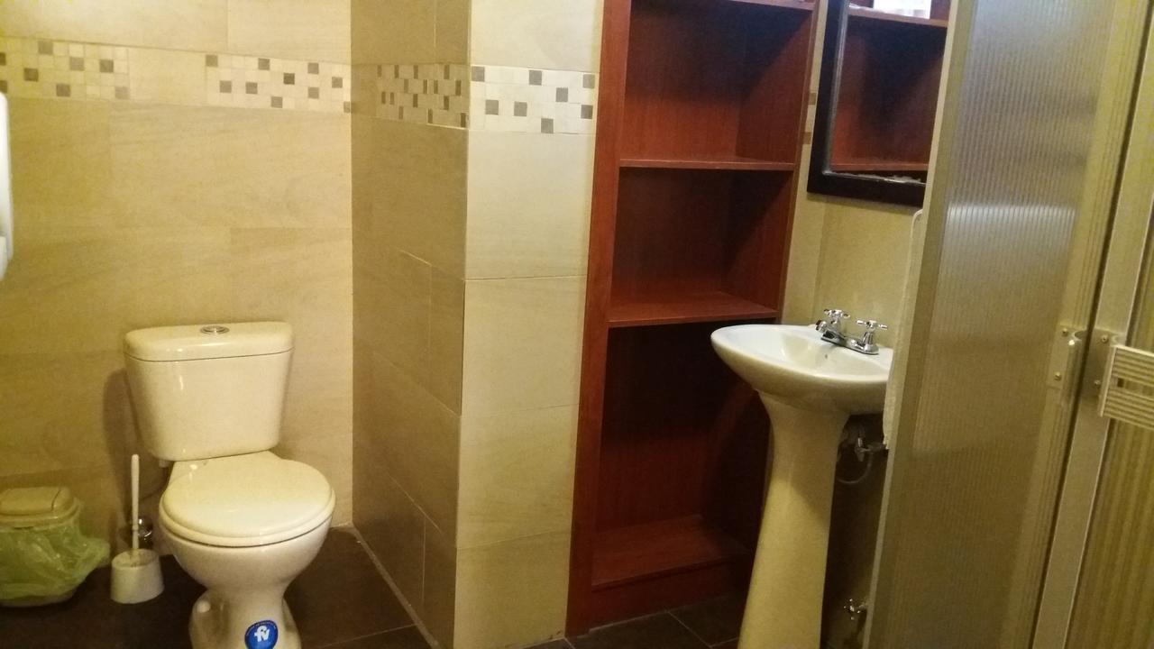 Hotel Saint Thomas キト エクステリア 写真